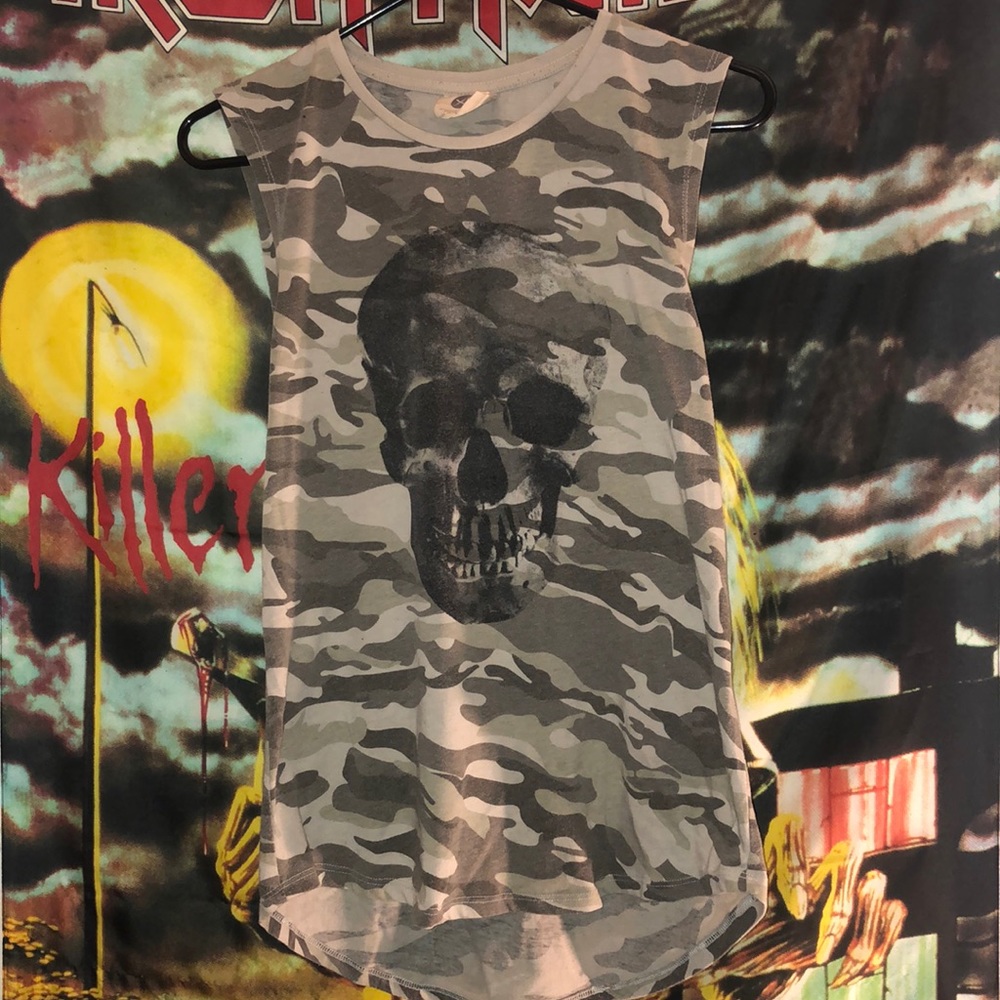 Camo tank top with skull image